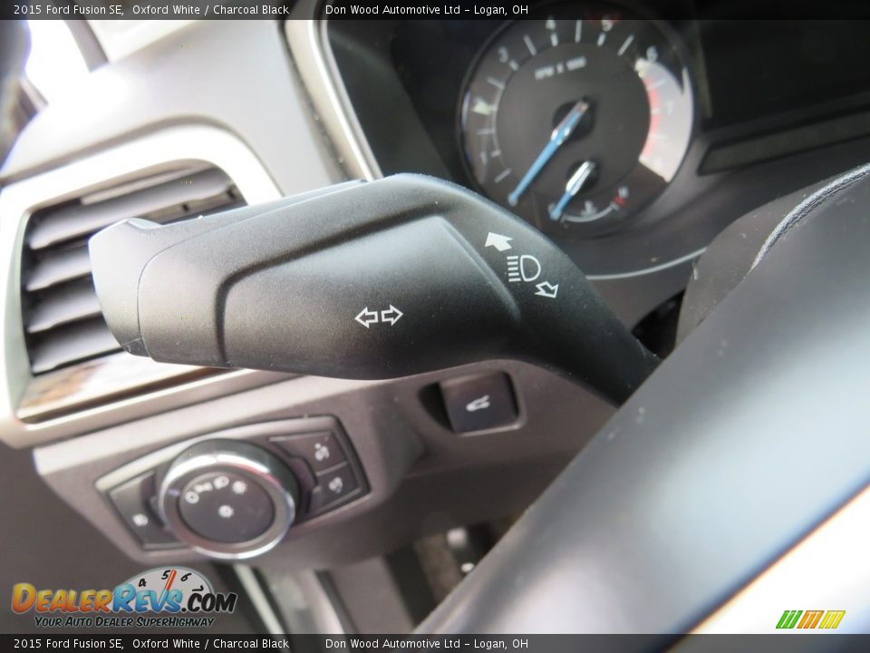 2015 Ford Fusion SE Oxford White / Charcoal Black Photo #15