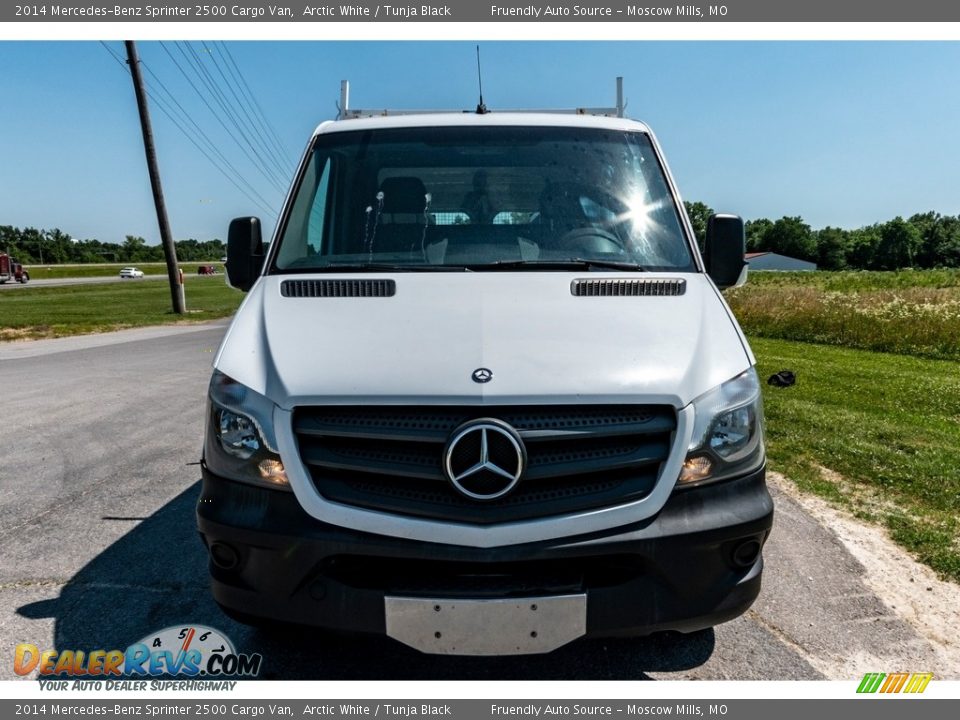 2014 Mercedes-Benz Sprinter 2500 Cargo Van Arctic White / Tunja Black Photo #9