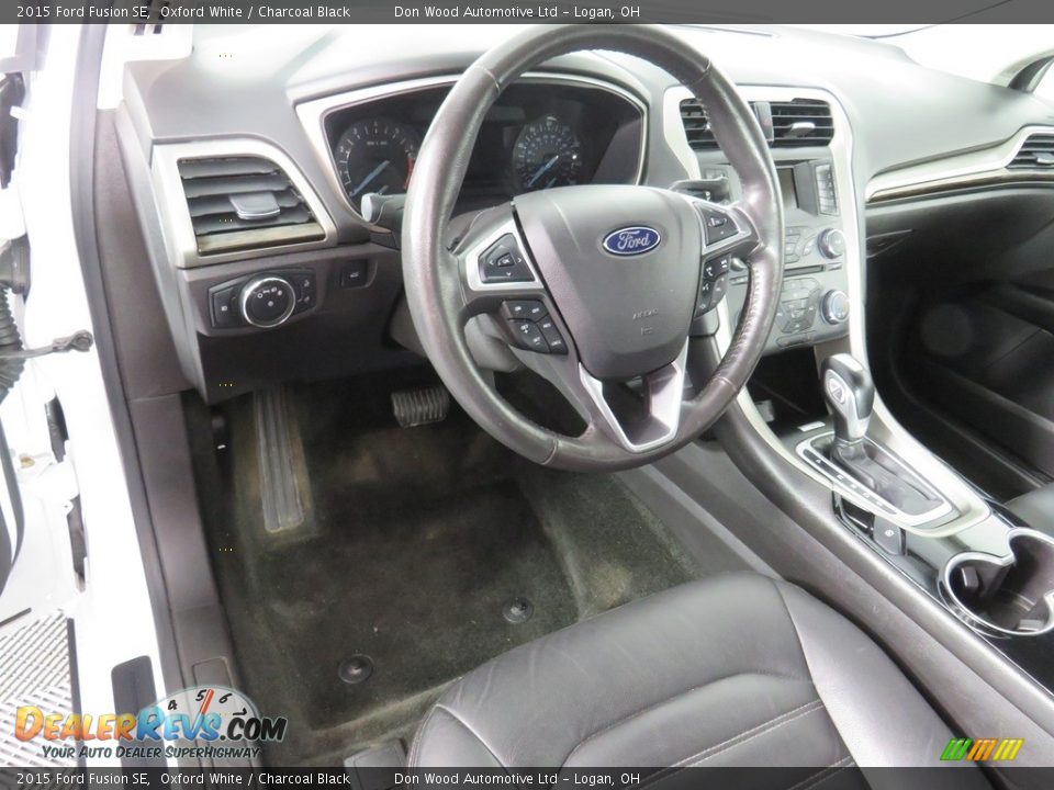 2015 Ford Fusion SE Oxford White / Charcoal Black Photo #24