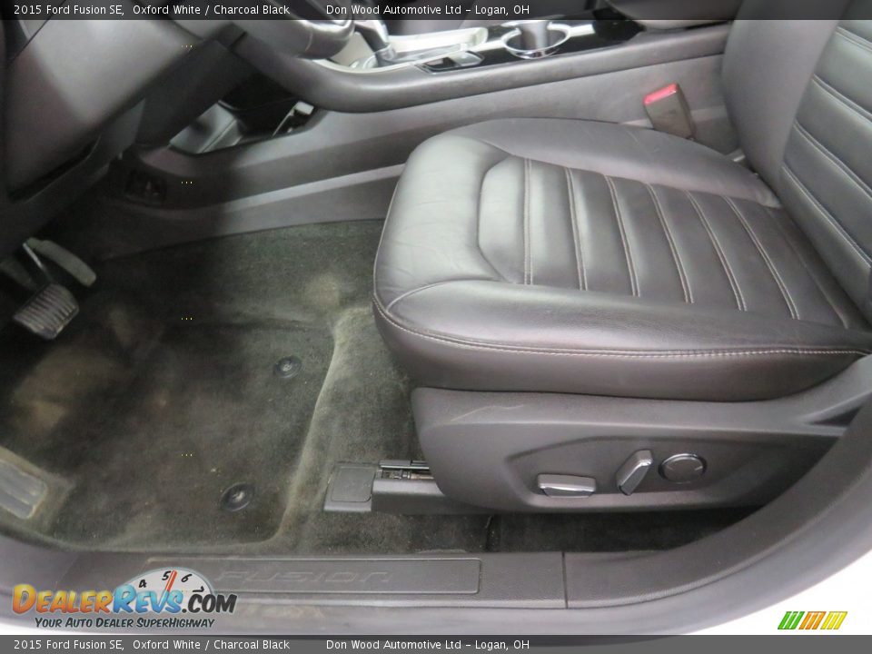 2015 Ford Fusion SE Oxford White / Charcoal Black Photo #25