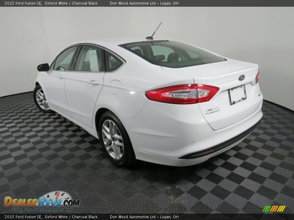 2015 Ford Fusion SE Oxford White / Charcoal Black Photo #30
