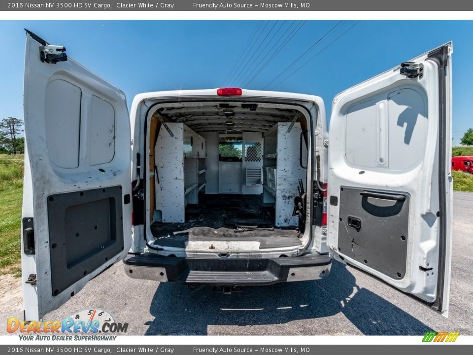 2016 Nissan NV 3500 HD SV Cargo Glacier White / Gray Photo #22