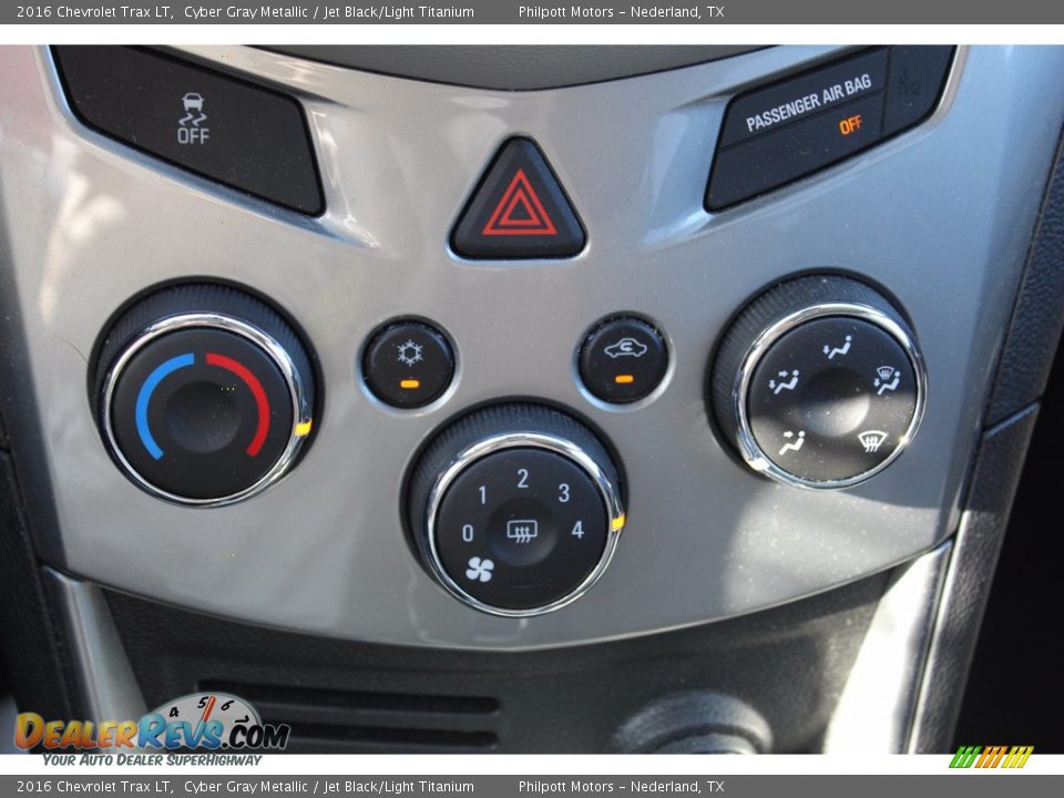 2016 Chevrolet Trax LT Cyber Gray Metallic / Jet Black/Light Titanium Photo #17
