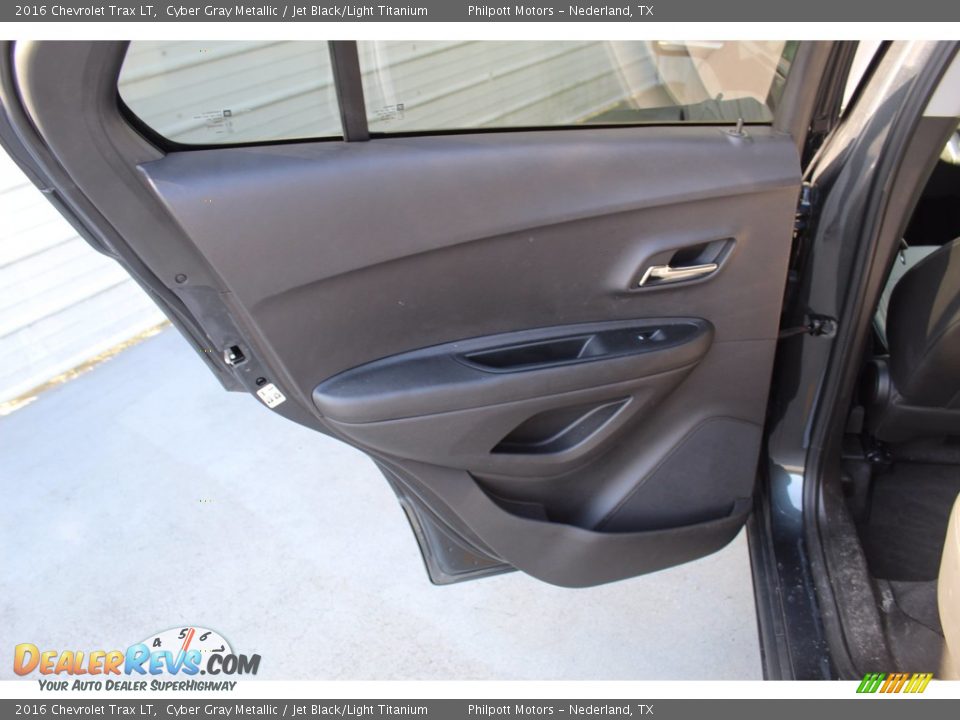 2016 Chevrolet Trax LT Cyber Gray Metallic / Jet Black/Light Titanium Photo #19