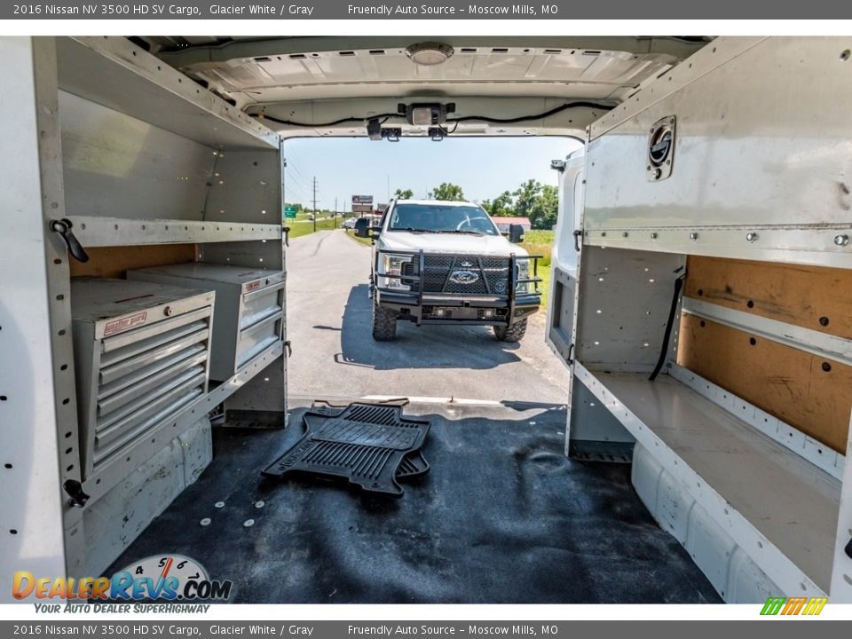 2016 Nissan NV 3500 HD SV Cargo Glacier White / Gray Photo #27