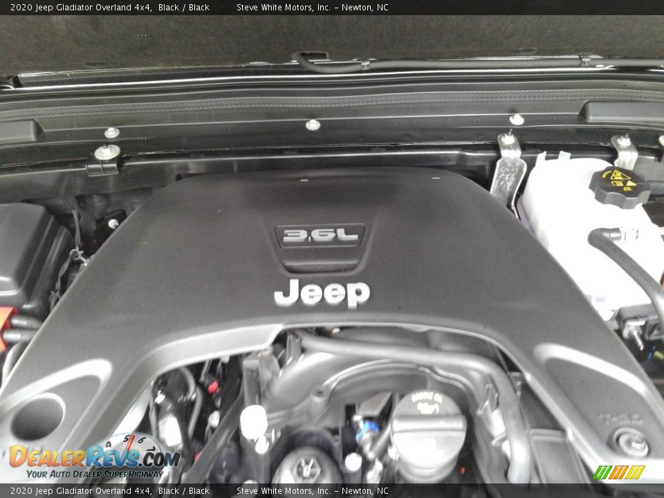 2020 Jeep Gladiator Overland 4x4 Black / Black Photo #10