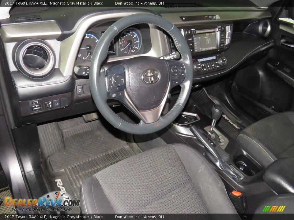 2017 Toyota RAV4 XLE Magnetic Gray Metallic / Black Photo #21