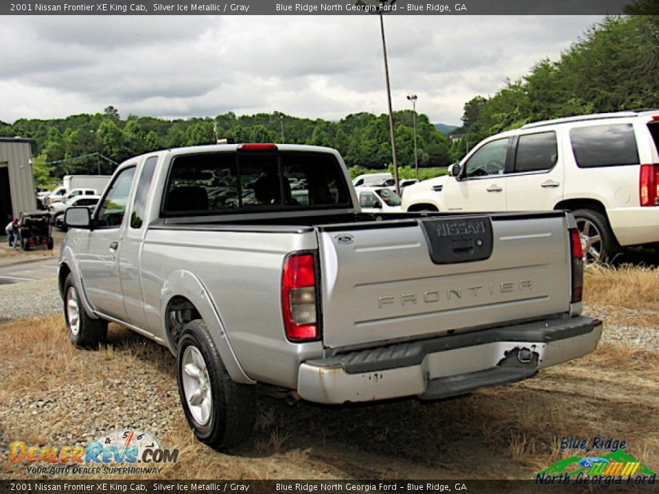 2001 Nissan Frontier XE King Cab Silver Ice Metallic / Gray Photo #3