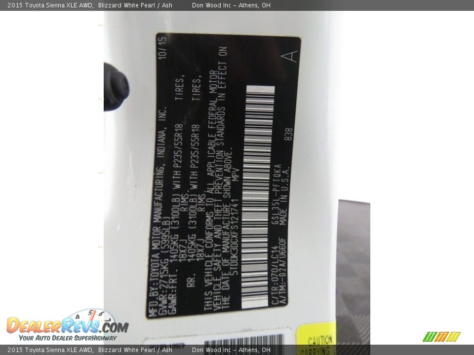 2015 Toyota Sienna XLE AWD Blizzard White Pearl / Ash Photo #33