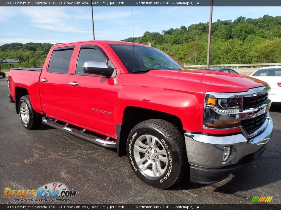 2016 Chevrolet Silverado 1500 LT Crew Cab 4x4 Red Hot / Jet Black Photo #4