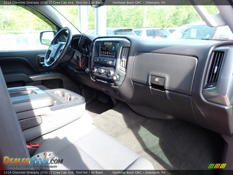 2016 Chevrolet Silverado 1500 LT Crew Cab 4x4 Red Hot / Jet Black Photo #6