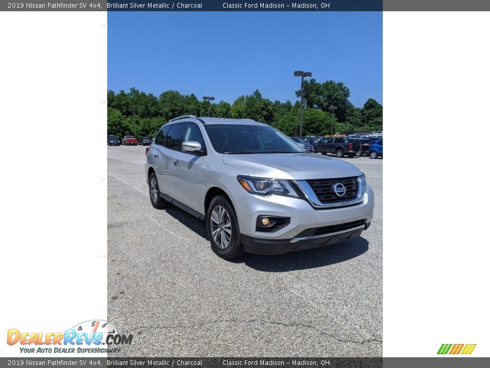 2019 Nissan Pathfinder SV 4x4 Brilliant Silver Metallic / Charcoal Photo #14