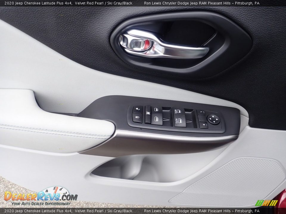 2020 Jeep Cherokee Latitude Plus 4x4 Velvet Red Pearl / Ski Gray/Black Photo #11