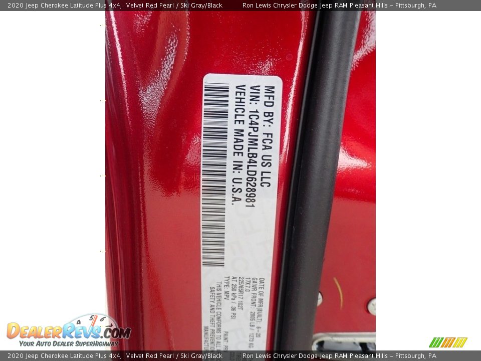 2020 Jeep Cherokee Latitude Plus 4x4 Velvet Red Pearl / Ski Gray/Black Photo #12