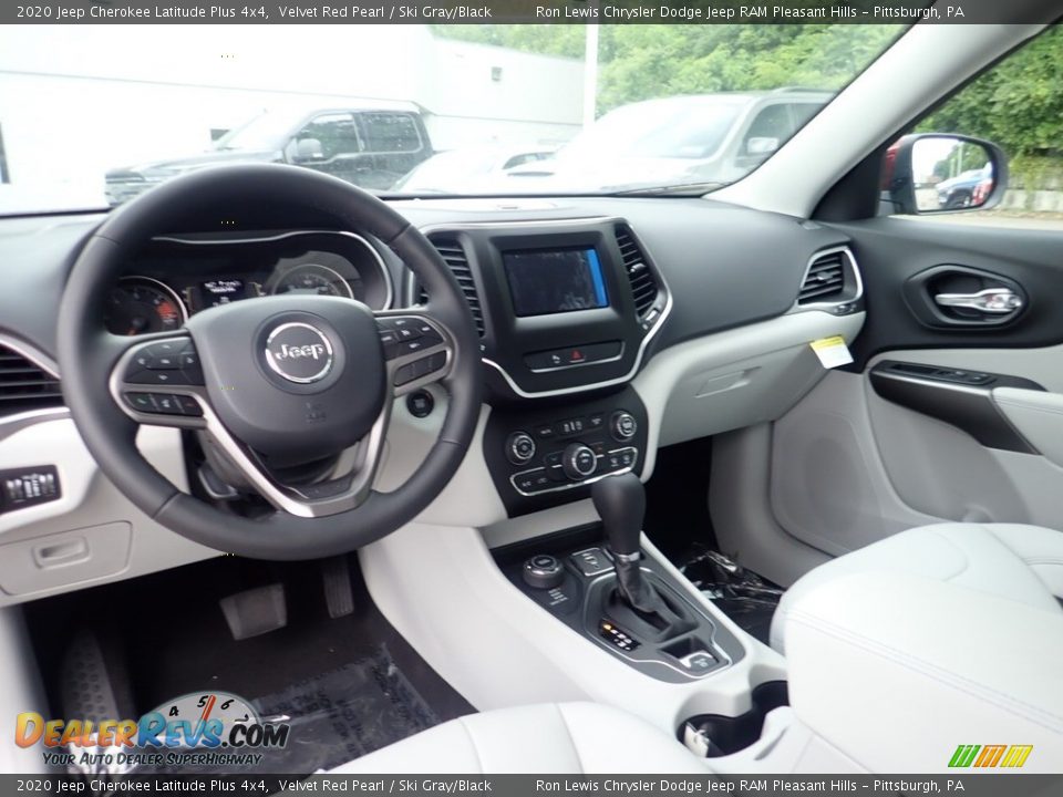 2020 Jeep Cherokee Latitude Plus 4x4 Velvet Red Pearl / Ski Gray/Black Photo #13