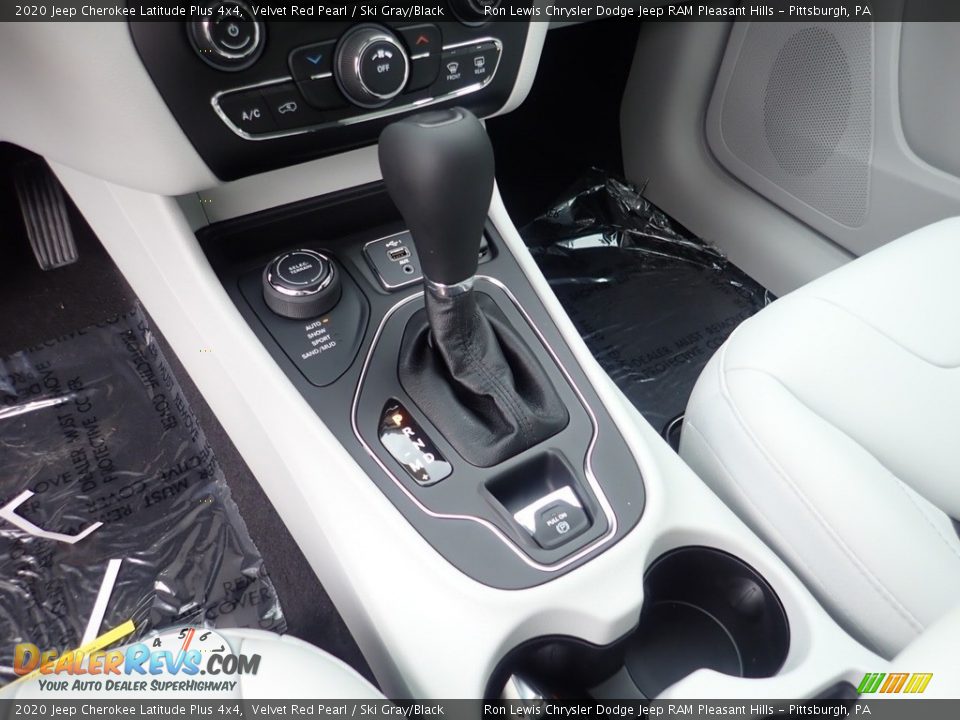 2020 Jeep Cherokee Latitude Plus 4x4 Velvet Red Pearl / Ski Gray/Black Photo #18