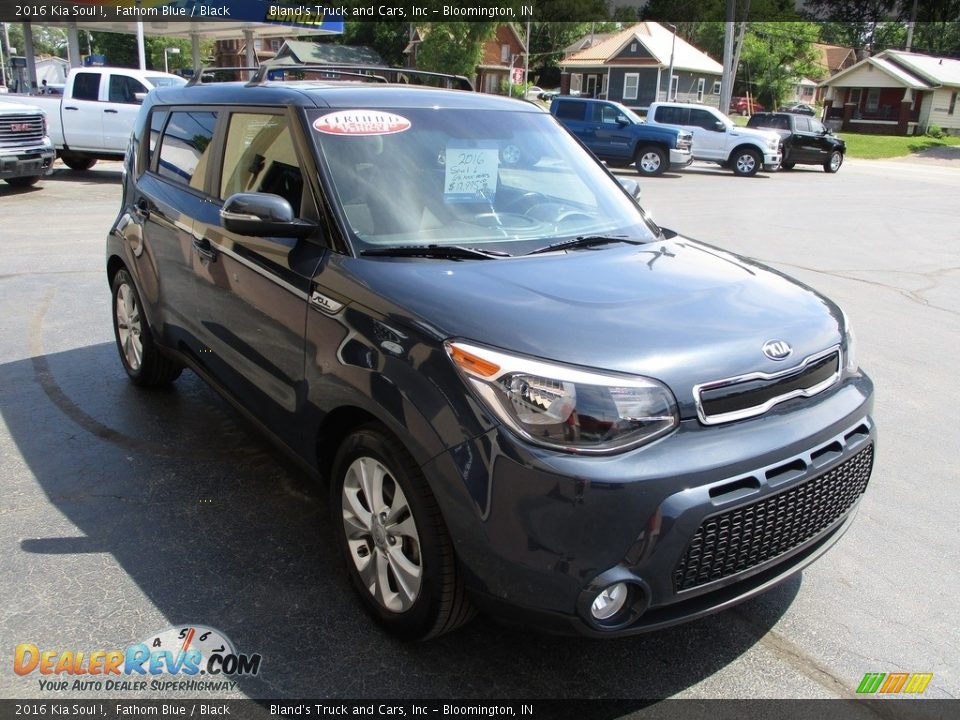 2016 Kia Soul ! Fathom Blue / Black Photo #5