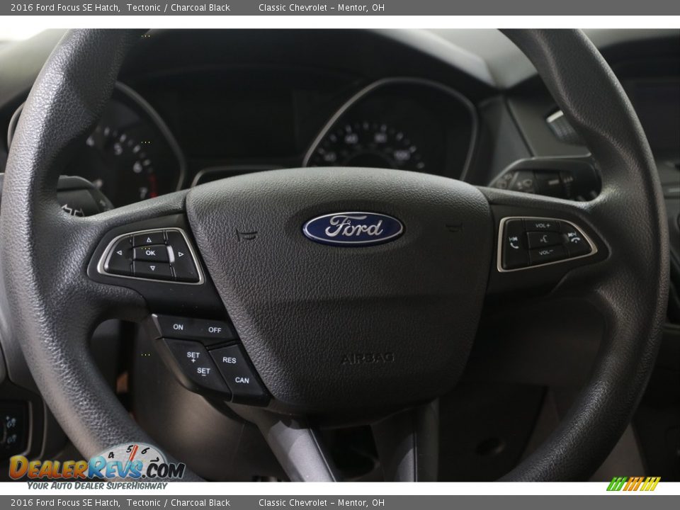 2016 Ford Focus SE Hatch Tectonic / Charcoal Black Photo #7