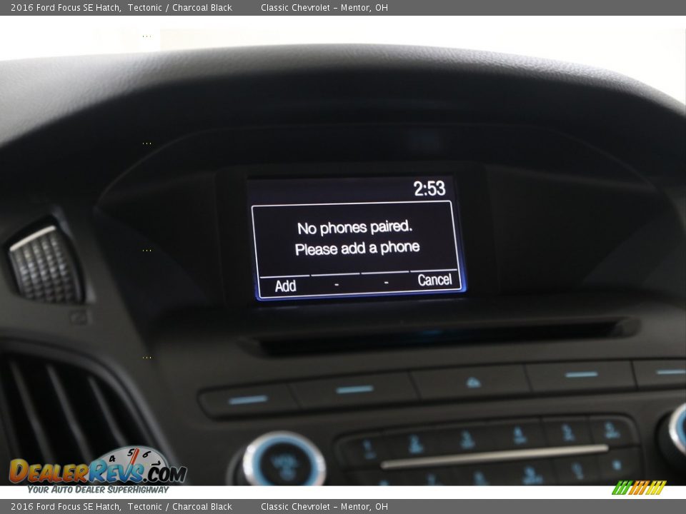 2016 Ford Focus SE Hatch Tectonic / Charcoal Black Photo #11