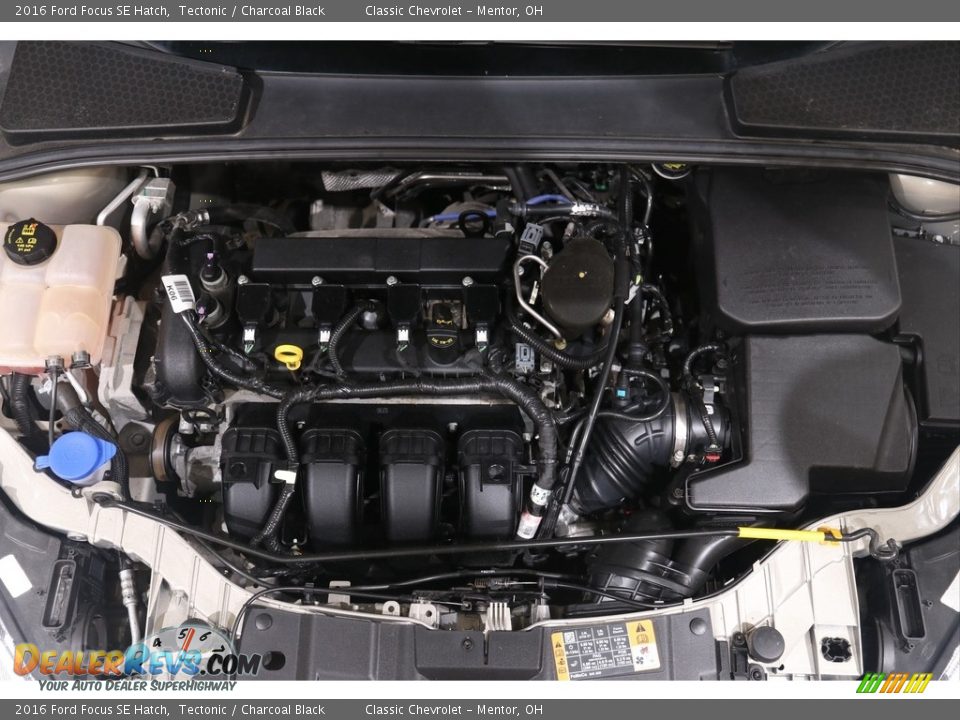 2016 Ford Focus SE Hatch Tectonic / Charcoal Black Photo #19
