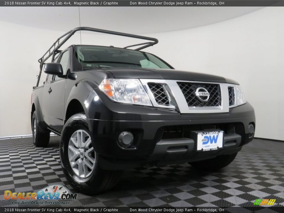 2018 Nissan Frontier SV King Cab 4x4 Magnetic Black / Graphite Photo #1