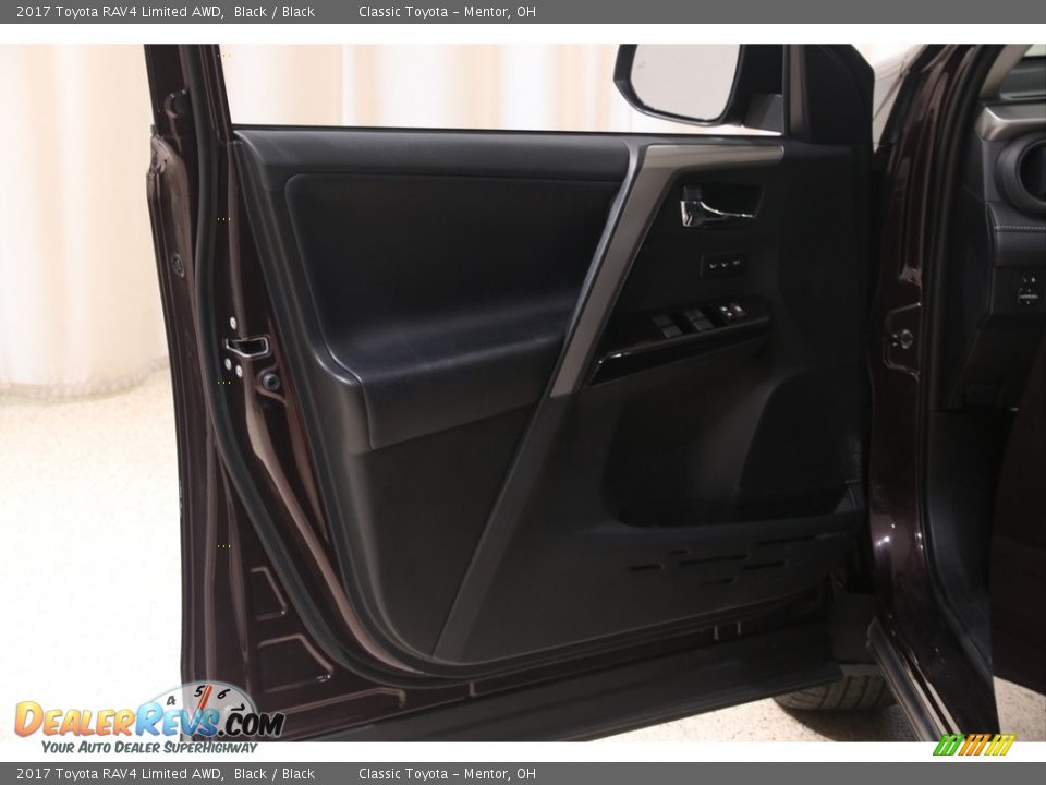2017 Toyota RAV4 Limited AWD Black / Black Photo #4