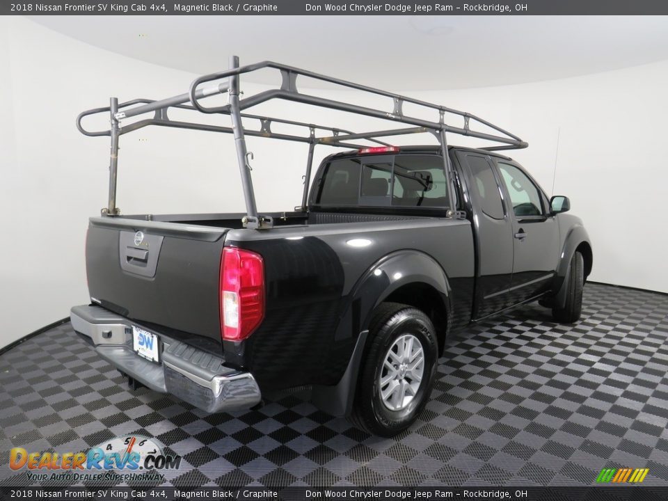 2018 Nissan Frontier SV King Cab 4x4 Magnetic Black / Graphite Photo #15