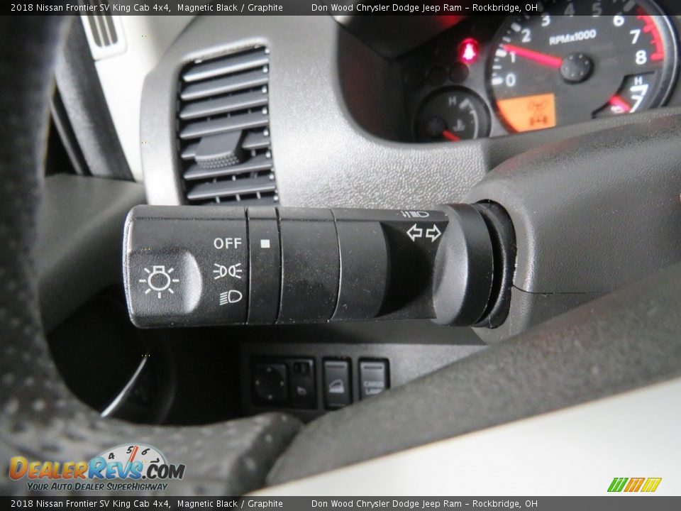 2018 Nissan Frontier SV King Cab 4x4 Magnetic Black / Graphite Photo #20