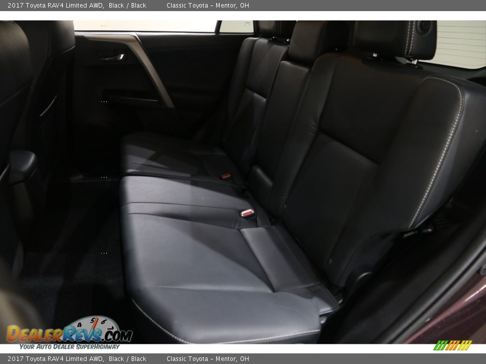 2017 Toyota RAV4 Limited AWD Black / Black Photo #17