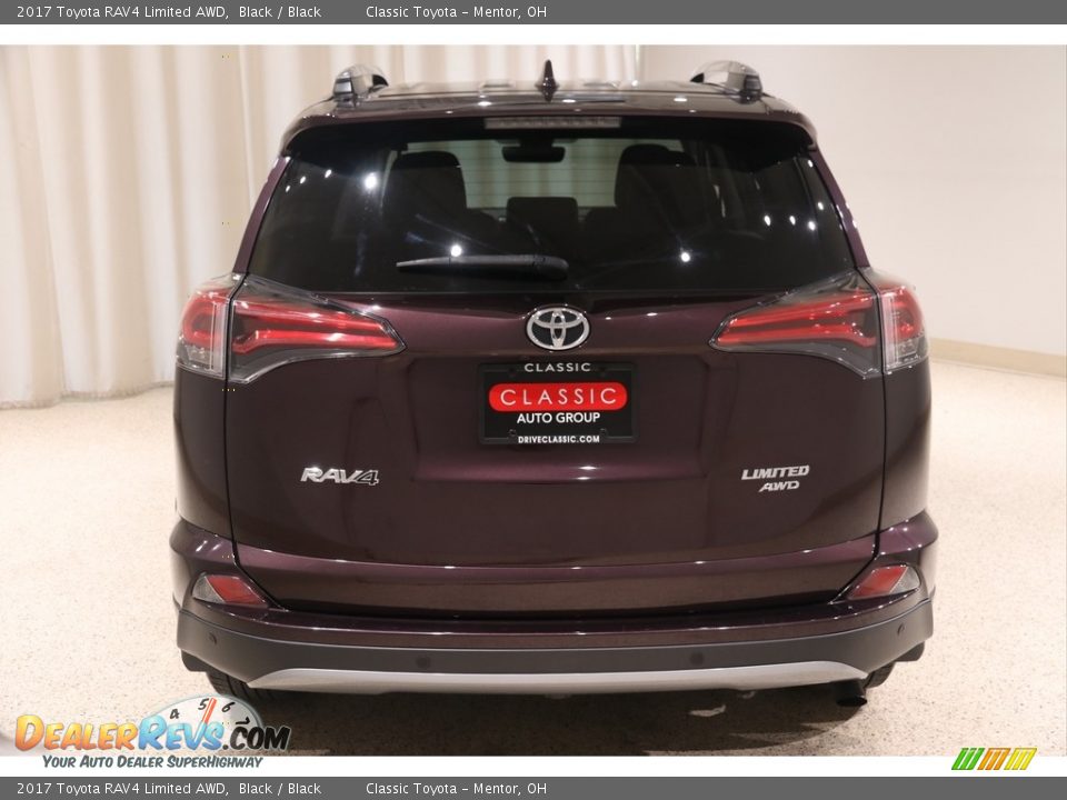 2017 Toyota RAV4 Limited AWD Black / Black Photo #18