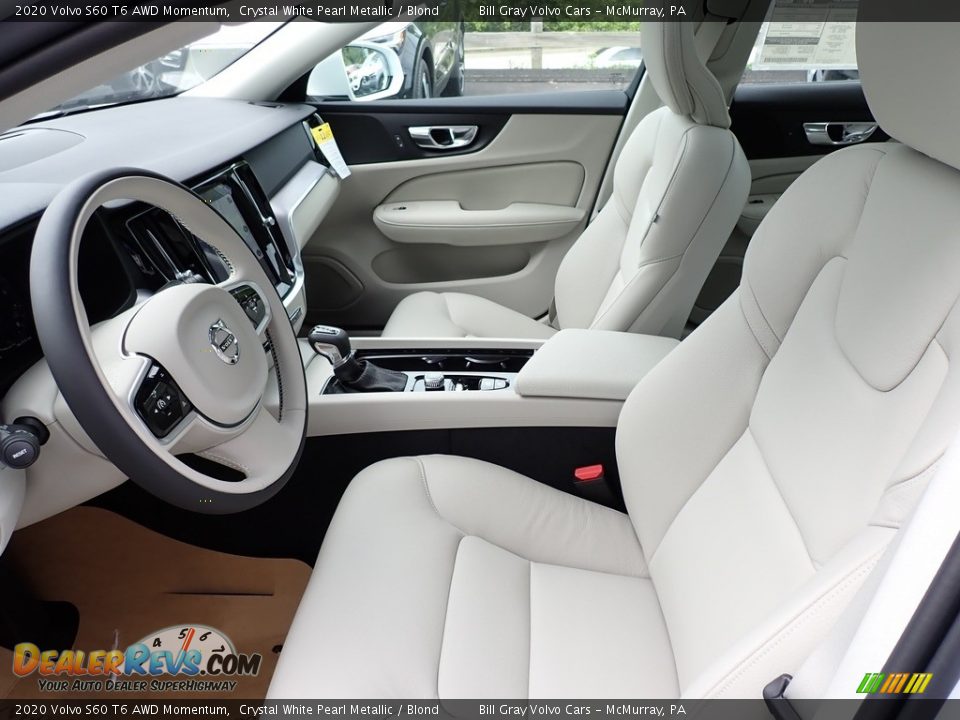 Blond Interior - 2020 Volvo S60 T6 AWD Momentum Photo #7