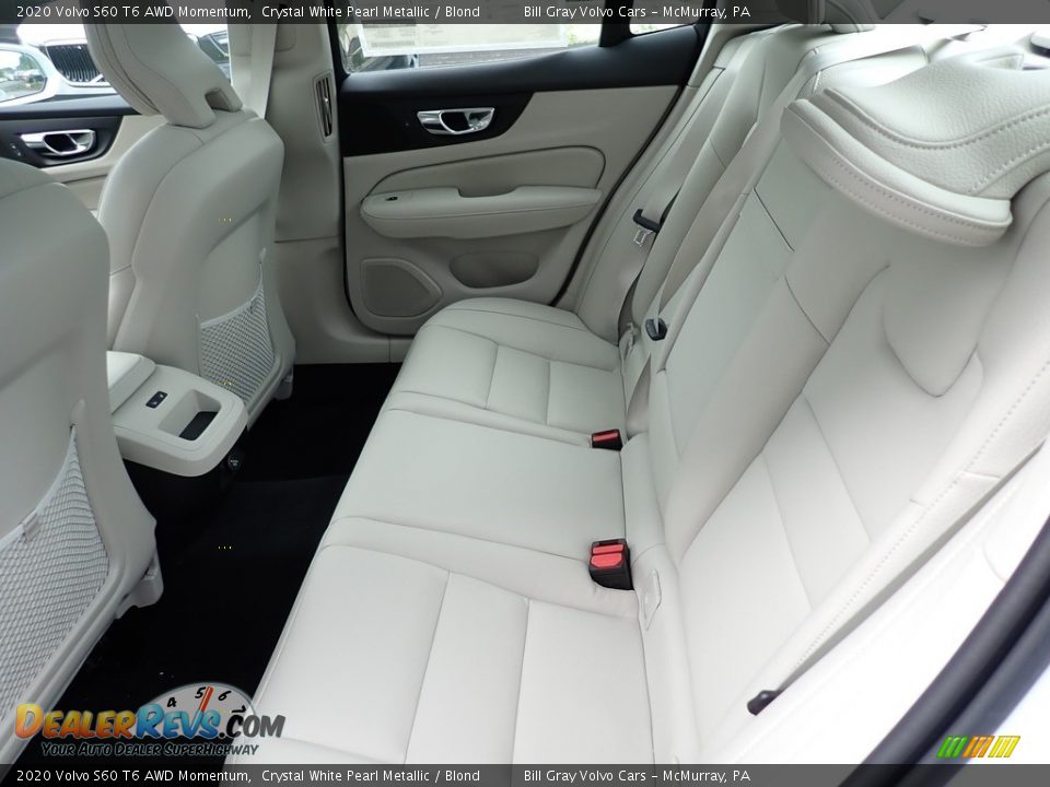 Rear Seat of 2020 Volvo S60 T6 AWD Momentum Photo #8