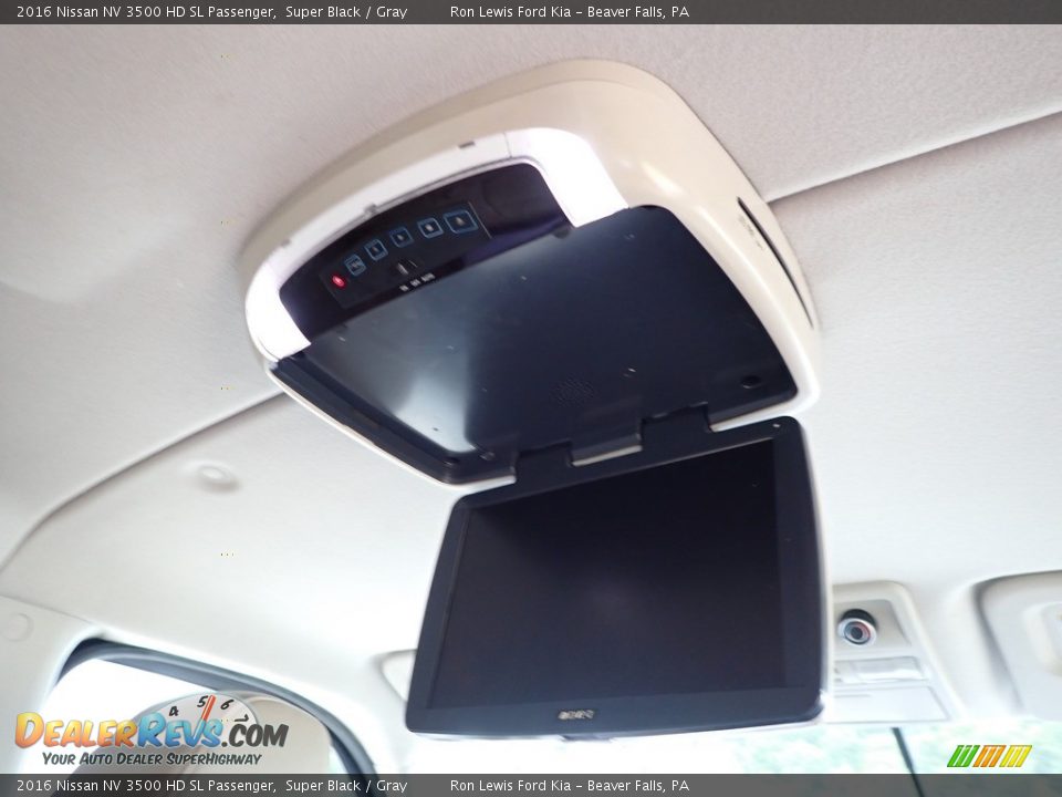 Entertainment System of 2016 Nissan NV 3500 HD SL Passenger Photo #3