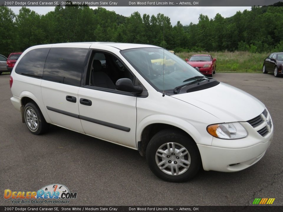 2007 Dodge Grand Caravan SE Stone White / Medium Slate Gray Photo #2