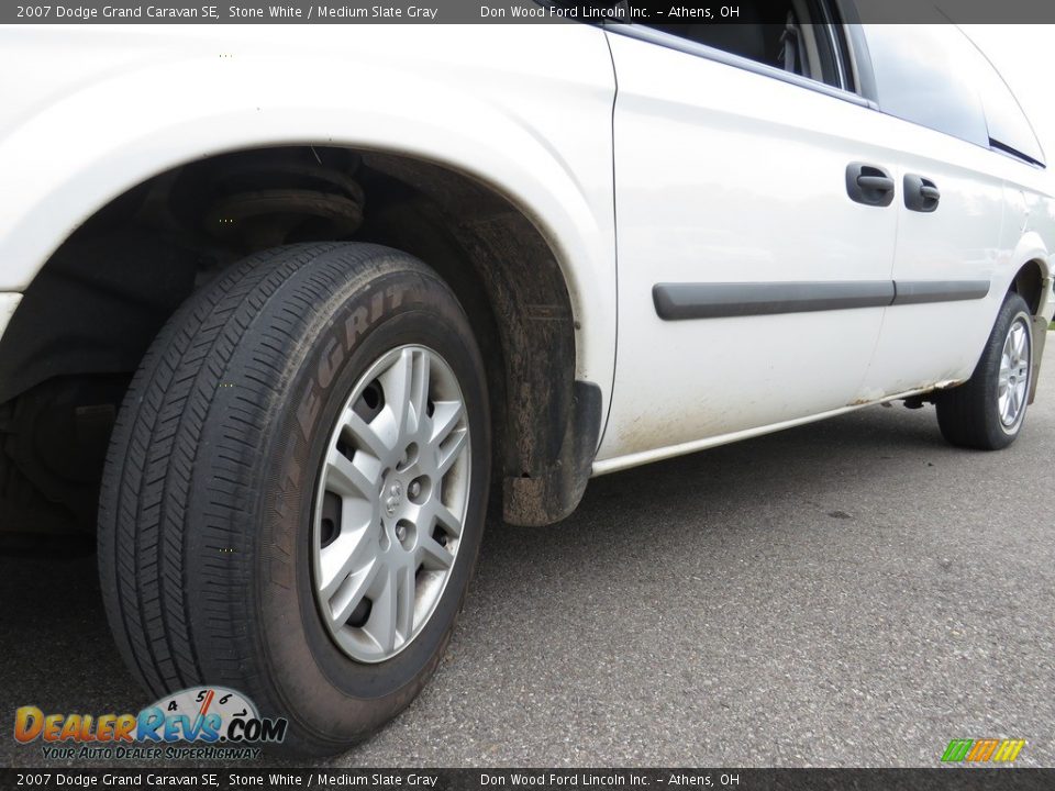 2007 Dodge Grand Caravan SE Stone White / Medium Slate Gray Photo #6