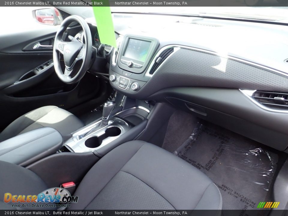 2016 Chevrolet Malibu LT Butte Red Metallic / Jet Black Photo #16