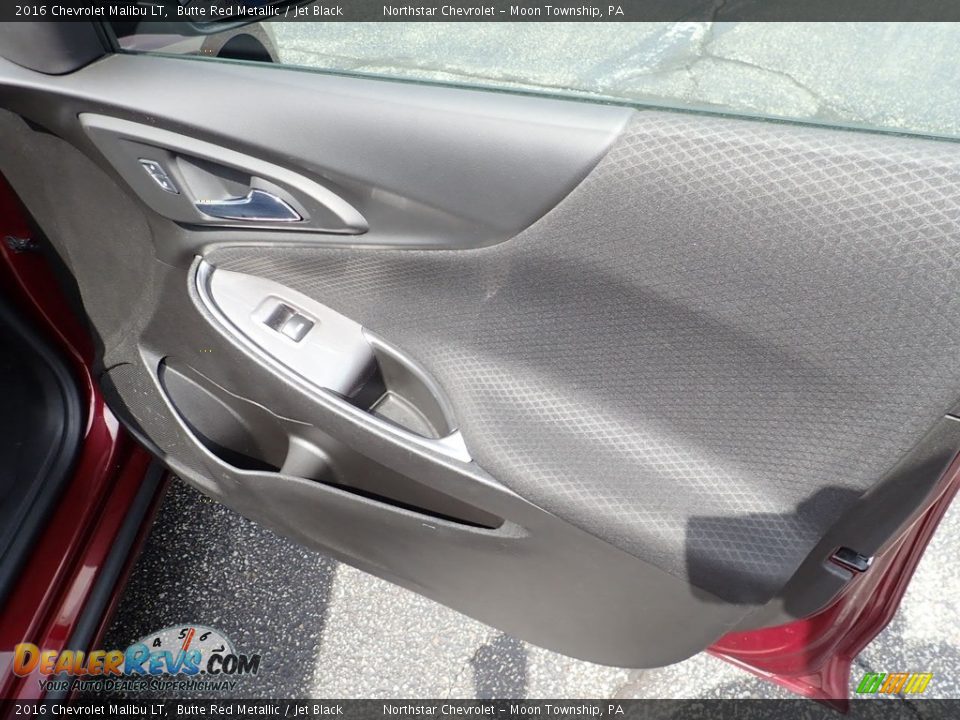 2016 Chevrolet Malibu LT Butte Red Metallic / Jet Black Photo #17