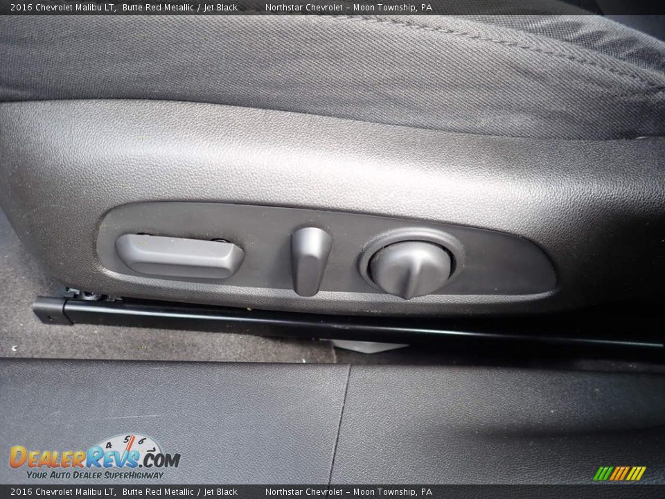 2016 Chevrolet Malibu LT Butte Red Metallic / Jet Black Photo #25