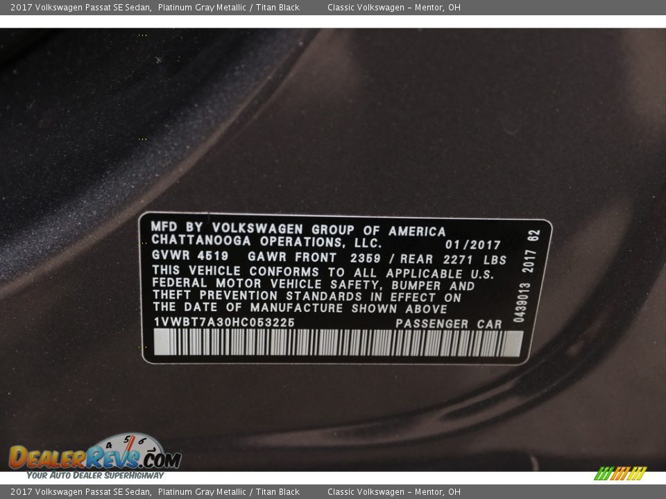 2017 Volkswagen Passat SE Sedan Platinum Gray Metallic / Titan Black Photo #19