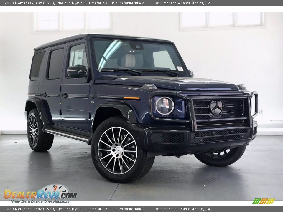Front 3/4 View of 2020 Mercedes-Benz G 550 Photo #12