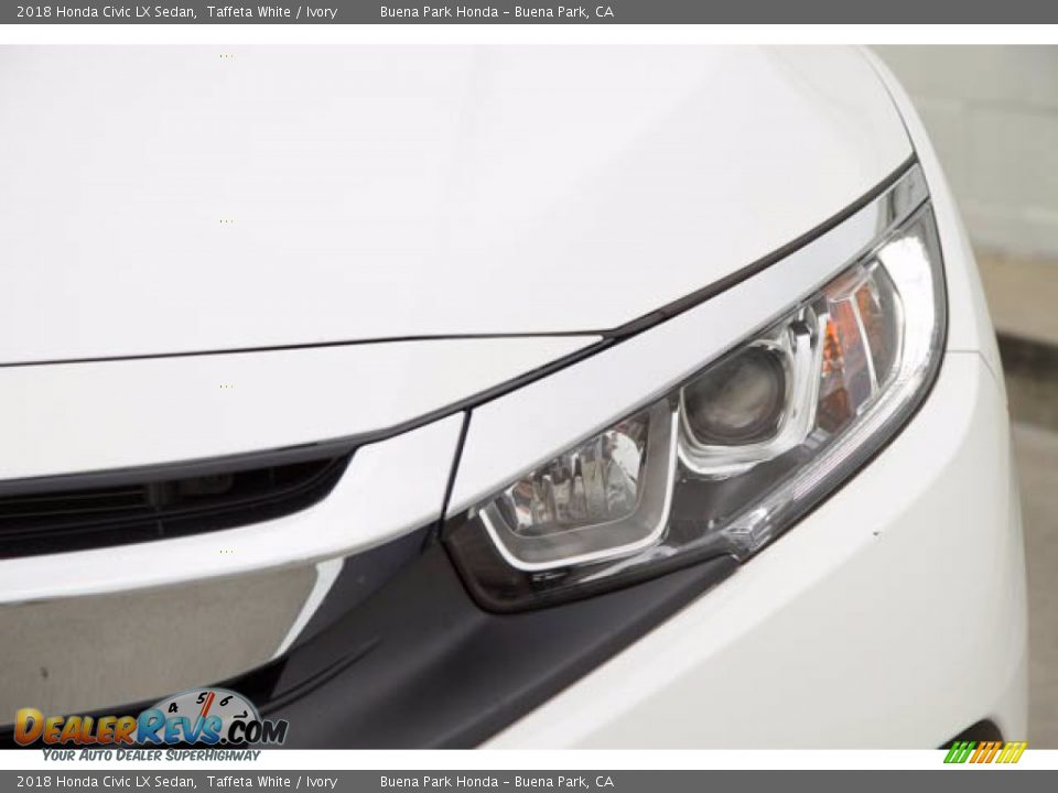2018 Honda Civic LX Sedan Taffeta White / Ivory Photo #9