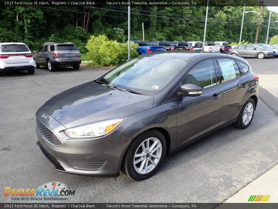 2017 Ford Focus SE Hatch Magnetic / Charcoal Black Photo #7