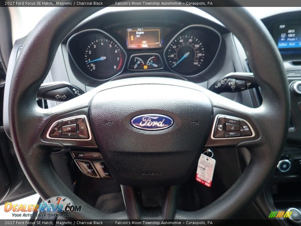 2017 Ford Focus SE Hatch Magnetic / Charcoal Black Photo #21