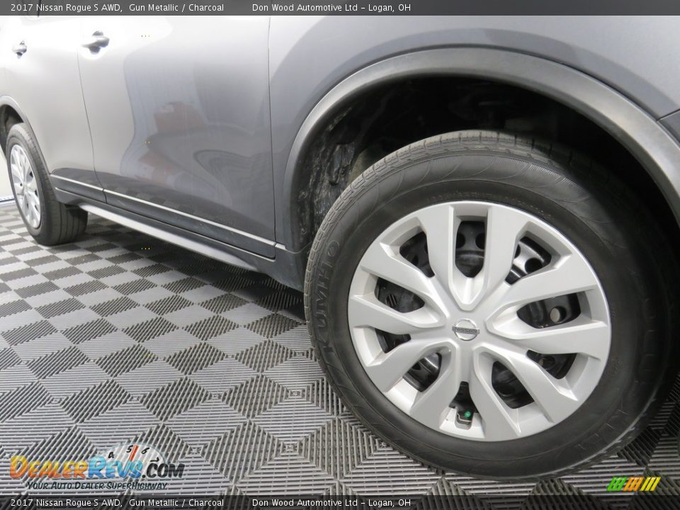 2017 Nissan Rogue S AWD Gun Metallic / Charcoal Photo #4