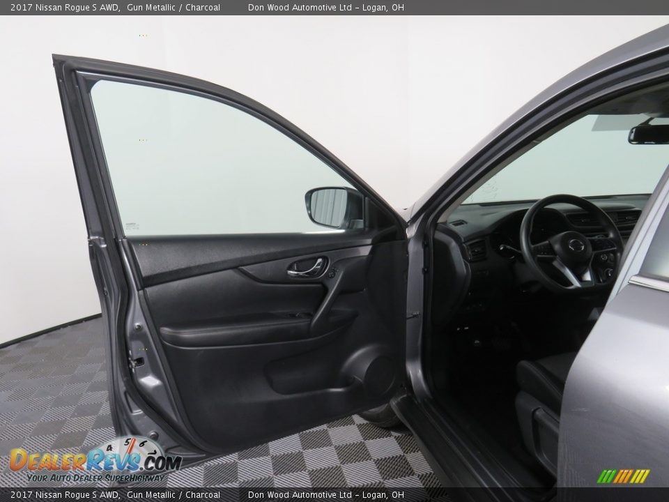 2017 Nissan Rogue S AWD Gun Metallic / Charcoal Photo #29
