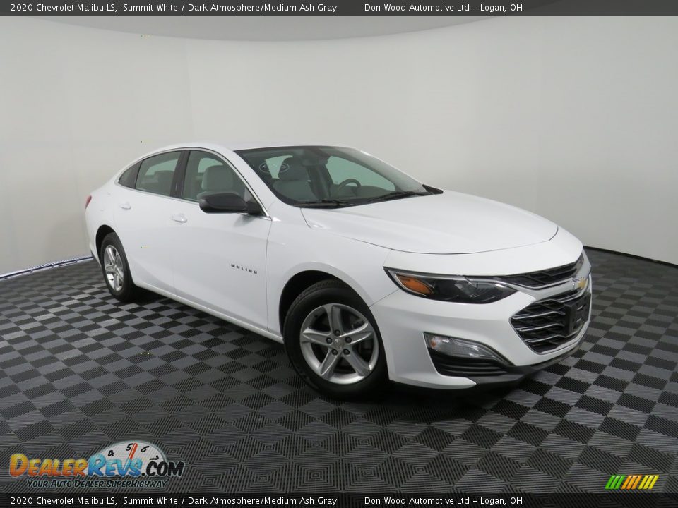 Front 3/4 View of 2020 Chevrolet Malibu LS Photo #3