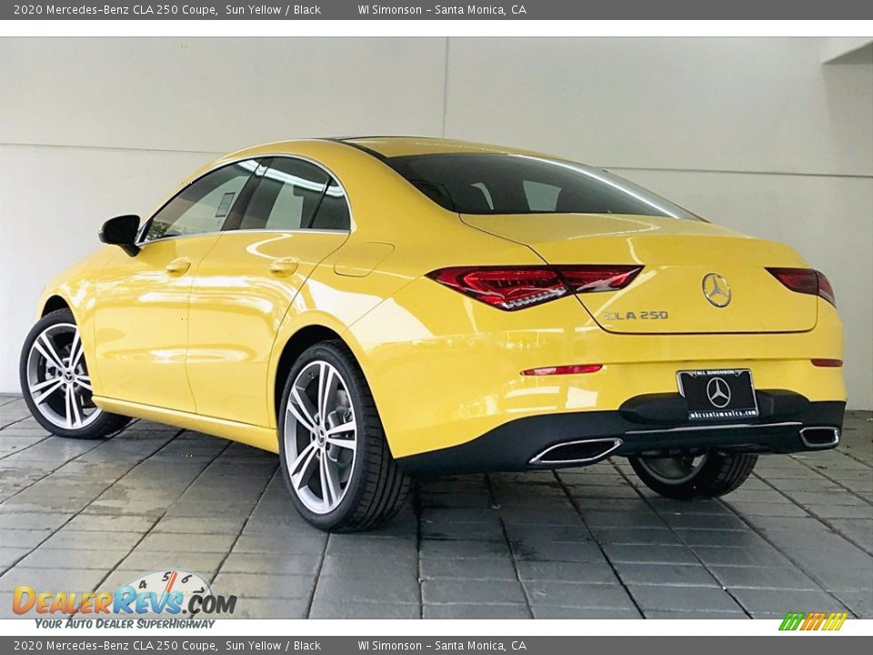 Front 3/4 View of 2020 Mercedes-Benz CLA 250 Coupe Photo #2