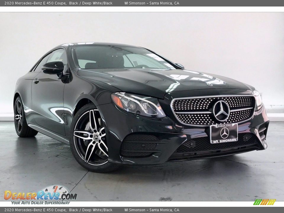 Front 3/4 View of 2020 Mercedes-Benz E 450 Coupe Photo #12