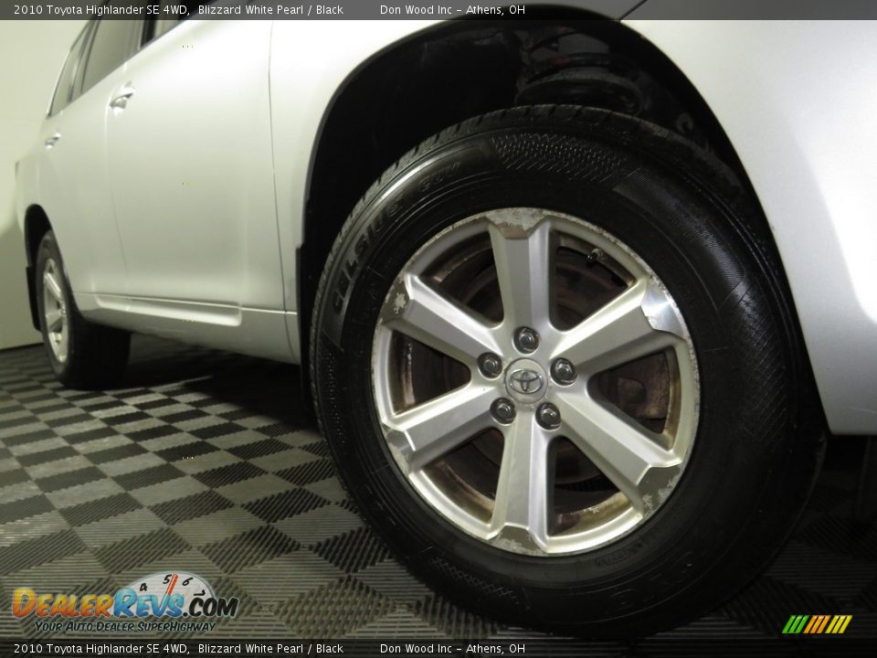 2010 Toyota Highlander SE 4WD Blizzard White Pearl / Black Photo #3