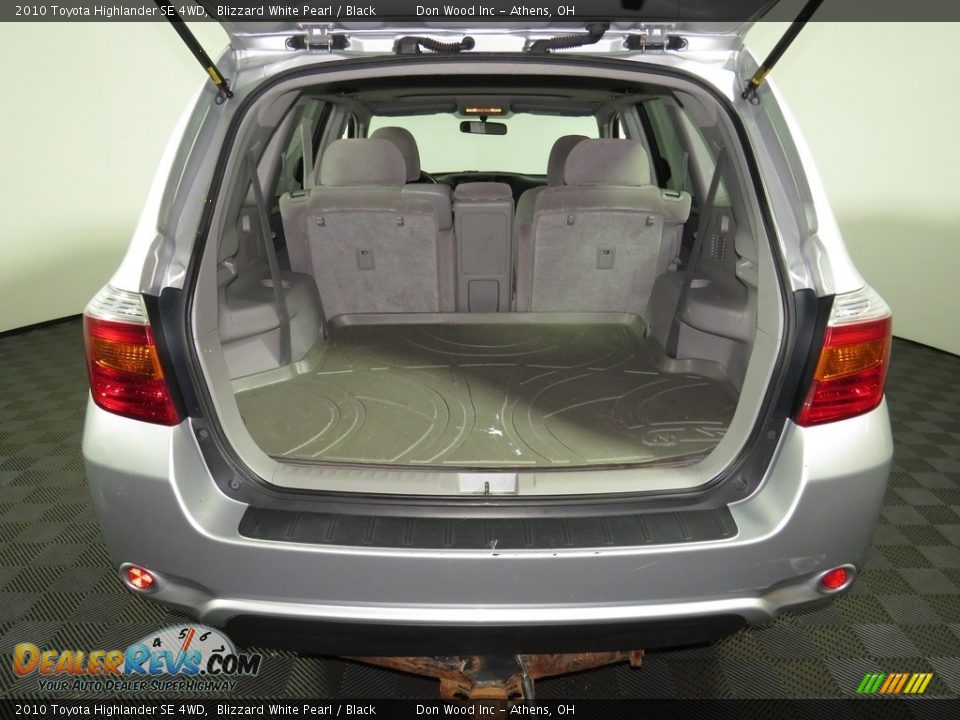 2010 Toyota Highlander SE 4WD Blizzard White Pearl / Black Photo #12